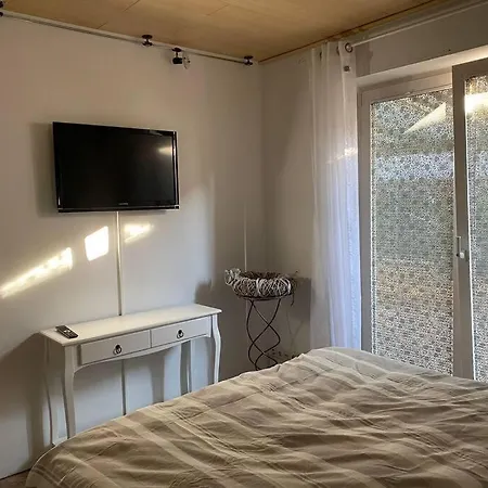 Haus Jaeger Ruheoase Im Gruenen *