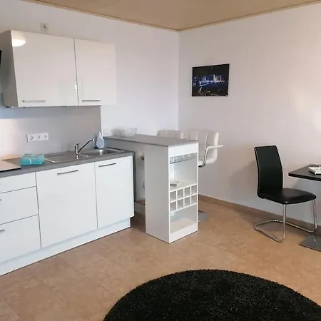 Haus Jaeger Ruheoase Im Gruenen Lohfelden